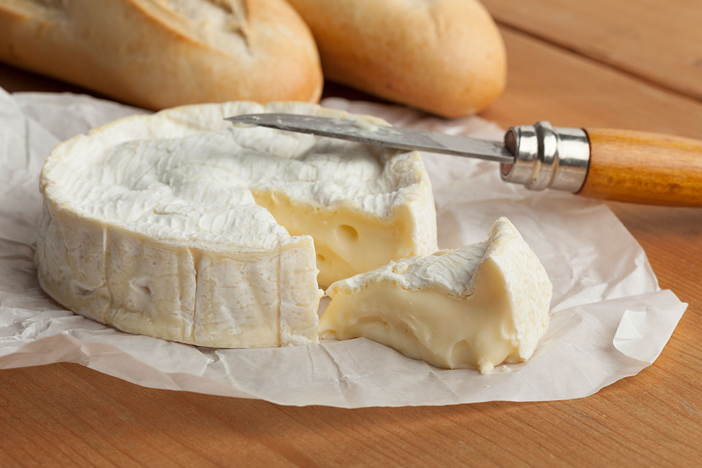 Queijo camembert: um mito culinário no país das delícias Queijo camembert: um mito culinário no país das delícias