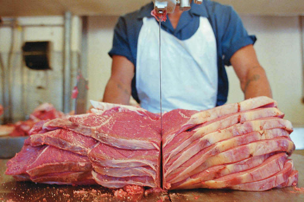Deveríamos parar de comer carne? Açougue Deveríamos parar de comer carne? Açougue