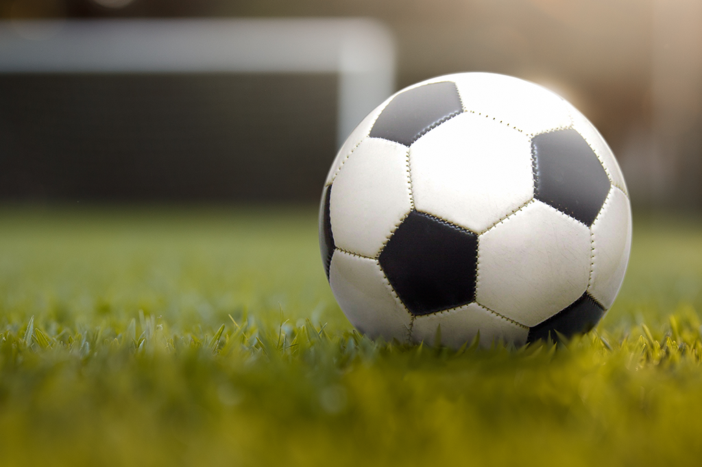 Por que, nos Estados Unidos, o futebol é chamado de soccer?