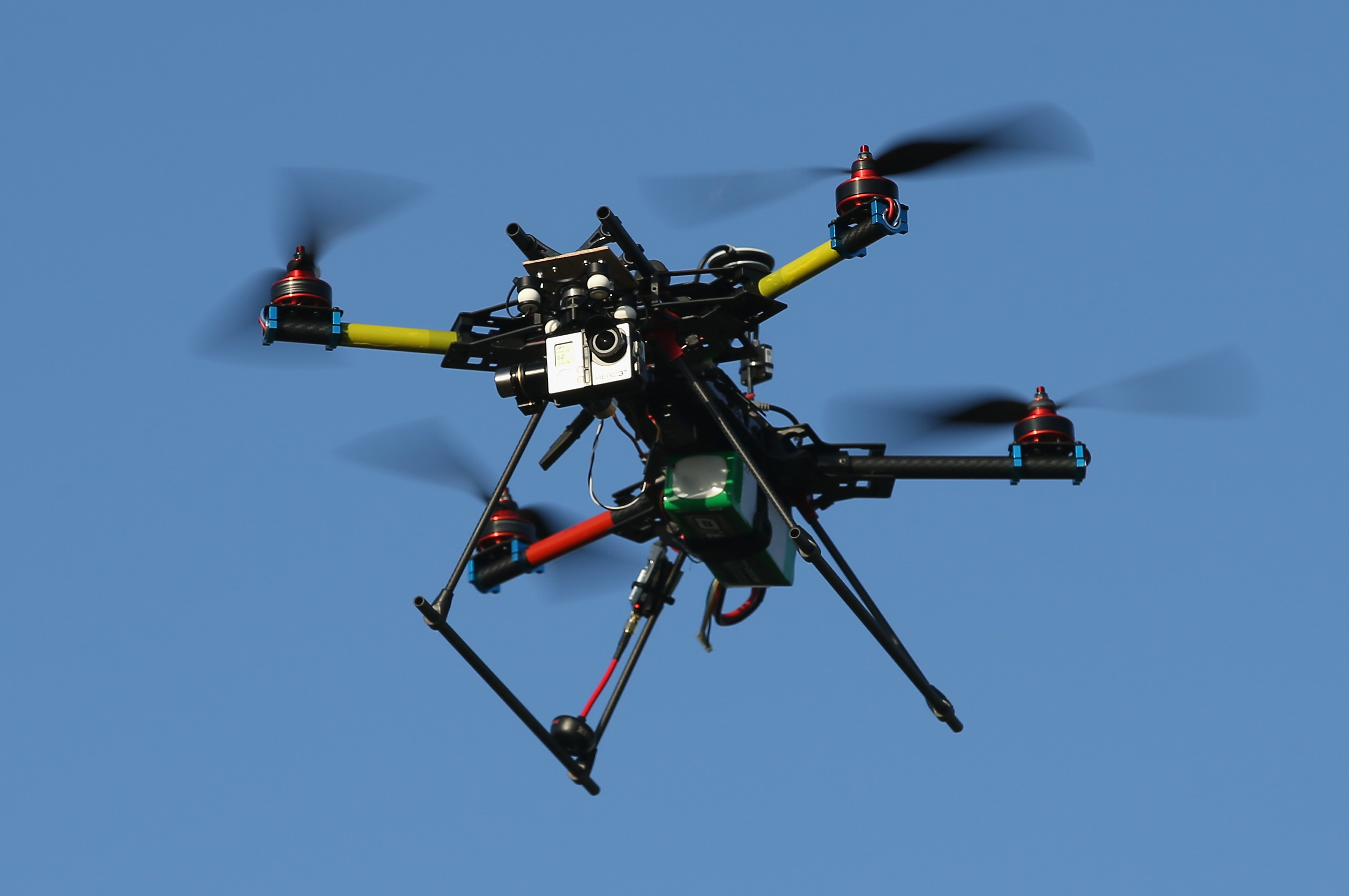 ONG envia drone do aborto para mulheres de países onde a prática é crime