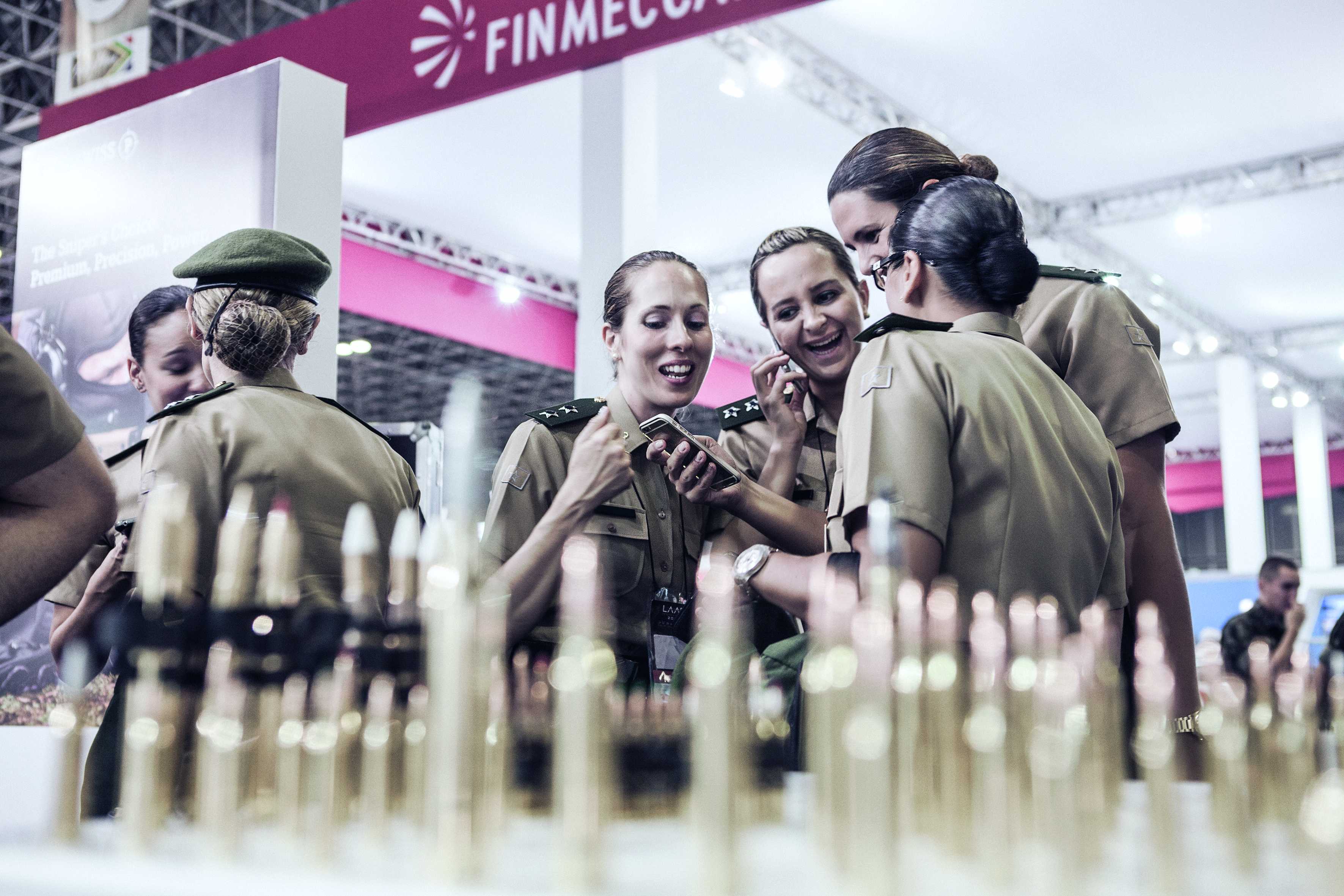 feir&atilde;o das armas