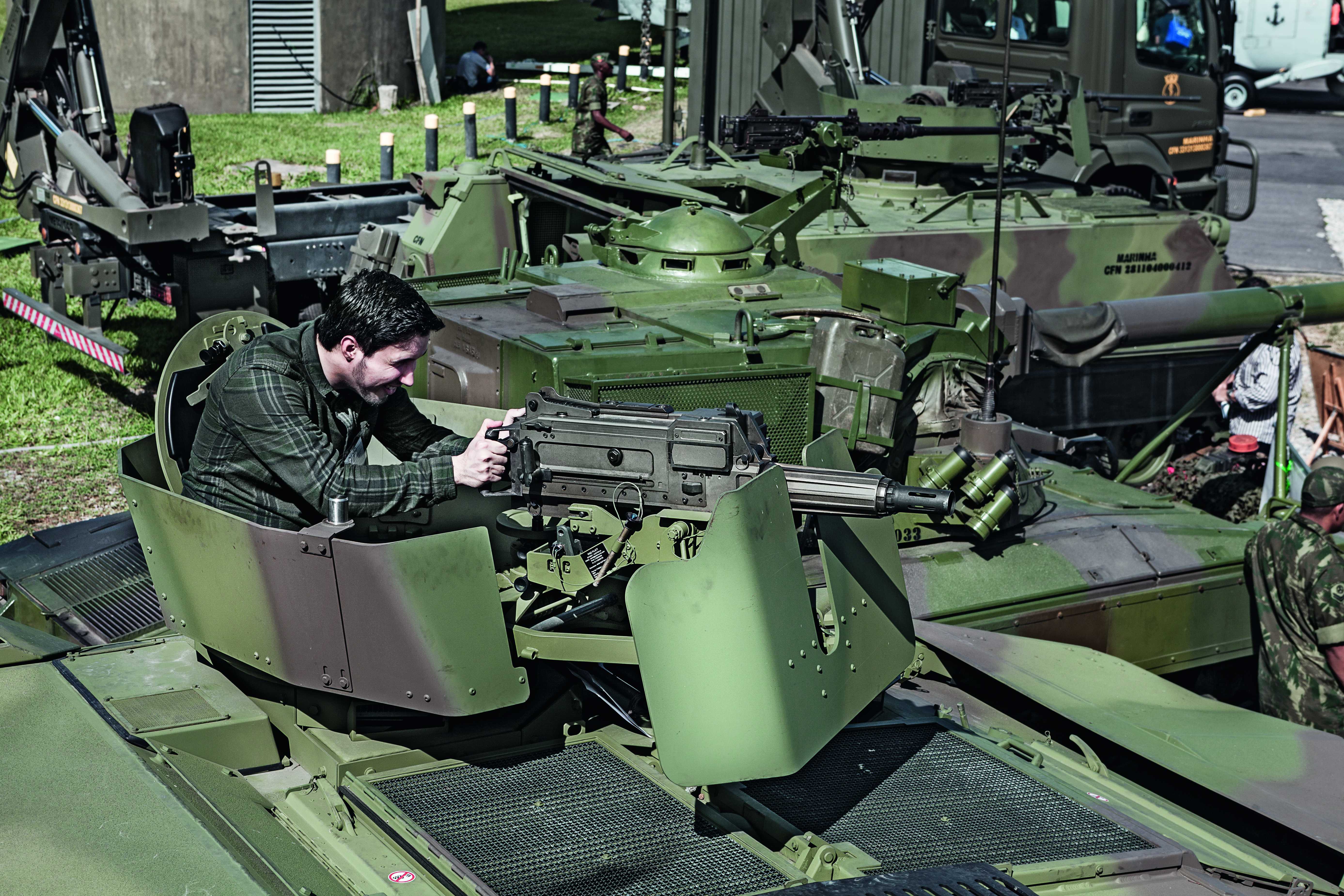 feir&atilde;o das armas