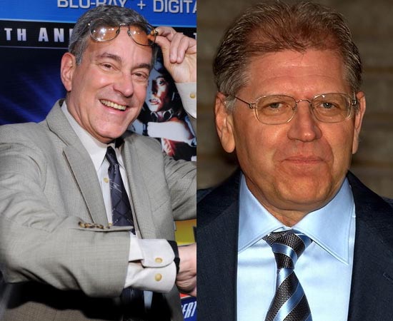 BOB GALE E ROBERT ZEMECKIS - A ideia de De Volta para o Futuro foi concebida pelo produtor Bob Gale. Ao visitar a casa de seus pais e encontrar fotos antigas, Gale imaginou como seria voltar no tempo e conviver com seus pais na década de 1950. A ideia inspirou um roteiro, que foi enviado à Columbia Pictures em 1980. Após várias tentativas de contrato com estúdios, Zemeckis fechou contrato com a Universal Pictures. BOB GALE E ROBERT ZEMECKIS - A ideia de De Volta para o Futuro foi concebida pelo produtor Bob Gale. Ao visitar a casa de seus pais e encontrar fotos antigas, Gale imaginou como seria voltar no tempo e conviver com seus pais na década de 1950. A ideia inspirou um roteiro, que foi enviado à Columbia Pictures em 1980. Após várias tentativas de contrato com estúdios, Zemeckis fechou contrato com a Universal Pictures.