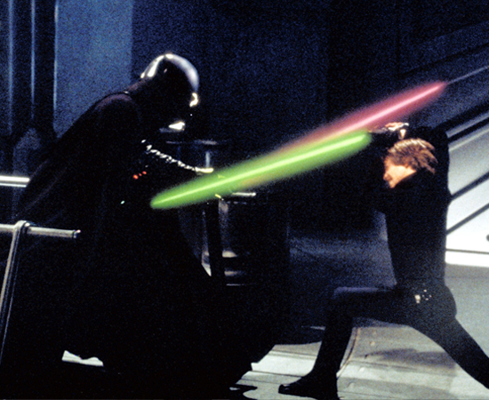 FILMES - A saga tem seis episódios: Episódio I: A Ameaça Fantasma, Episódio II: Ataque dos Clones, Episódio III: A Vingança dos Sith, Episódio IV: Uma Nova Esperança, Episódio V: O Império Contra-Ataca e Episódio VI: O Retorno de Jedi. Além disso, há o spin-off Star Wars: A Guerra dos Clones, uma animação de 2008; e os desenhos animados Star Wars: A Guerra dos Clones e Star Wars: Guerras Clônicas. FILMES - A saga tem seis episódios: Episódio I: A Ameaça Fantasma, Episódio II: Ataque dos Clones, Episódio III: A Vingança dos Sith, Episódio IV: Uma Nova Esperança, Episódio V: O Império Contra-Ataca e Episódio VI: O Retorno de Jedi. Além disso, há o spin-off Star Wars: A Guerra dos Clones, uma animação de 2008; e os desenhos animados Star Wars: A Guerra dos Clones e Star Wars: Guerras Clônicas.