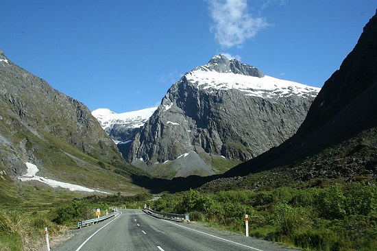 Dizem que a Nova Zelândia é um dos países mais bonitos do mundo. O Parque Nacional Fiorland, localizado na ilha Sul do país, certamente é um dos responsáveis por essa fama.