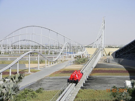 Inaugurada em 2010, a Formula Rossa é a montanha-russa da Ferrari. Como não poderia deixar de ser, a velocidade é o ponto forte - quem encara essa aventura enfrenta uma velocidade máxima de 240 km/h. A Formula Rossa, fica em Abu Dhabi, nos Emirados Árabes Unidos.