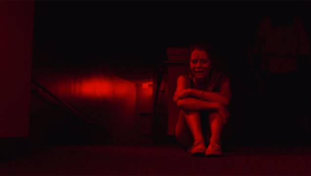 Sabe aqueles filmes gravados com câmeras tremidas, em primeira pessoa, como se fossem histórias reais? Então. Eles são conhecidos como found footage (algo como "filmagens encontradas"). Desde os anos 1980, várias produções do gênero habitaram as prateleiras das locadoras e as listas de downloads mundo afora. Alguns, como <em>A bruxa de Blair</em>, fizeram um sucesso considerável. Outros, como o recém-lançado <em>A forca</em> (foto), morrem na praia. Sabe aqueles filmes gravados com câmeras tremidas, em primeira pessoa, como se fossem histórias reais? Então. Eles são conhecidos como found footage (algo como "filmagens encontradas"). Desde os anos 1980, várias produções do gênero habitaram as prateleiras das locadoras e as listas de downloads mundo afora. Alguns, como <em>A bruxa de Blair</em>, fizeram um sucesso considerável. Outros, como o recém-lançado <em>A forca</em> (foto), morrem na praia.