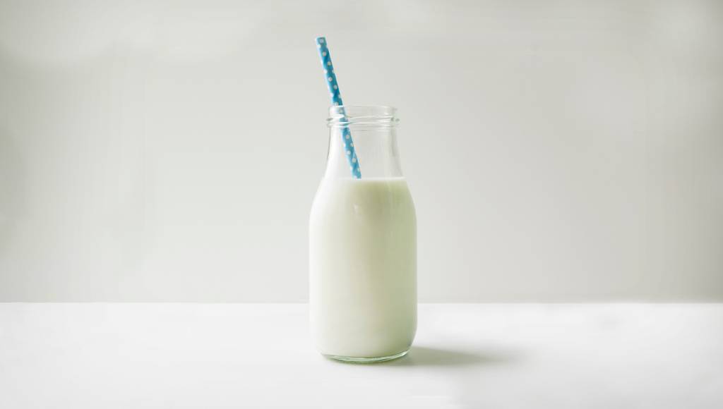 Conheça o leite de laboratório que é igualzinho ao original – e está chegando às prateleiras