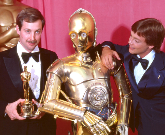 PRÊMIOS - A saga Star Wars obteve 25 indicações ao Oscar e conquistou 10 estatuetas, incluindo as de Melhor Figurino, Melhores Efeitos Visuais e Melhor Trilha Sonora. PRÊMIOS - A saga Star Wars obteve 25 indicações ao Oscar e conquistou 10 estatuetas, incluindo as de Melhor Figurino, Melhores Efeitos Visuais e Melhor Trilha Sonora.