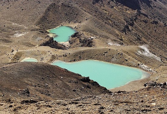 O Parque Nacional Tongariro é outro representante da Nova Zelândia na lista, só que dessa vez na ilha norte. O local ficou famoso em todo o mundo por aparecer na trilogia O Senhor dos Anéis.