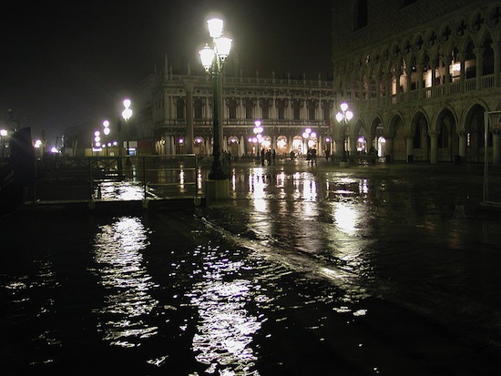 Famosa em todo mundo por conta dos canais que cortam a cidade como se fossem ruas, Veneza é, sem dúvidas, única. Por isso, garante para a Itália o primeiro lugar da lista.