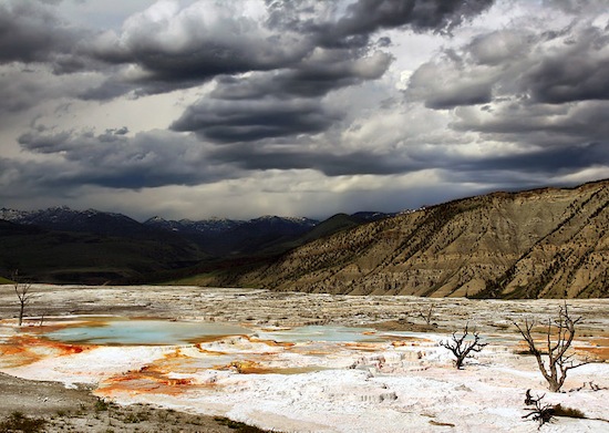 YELLOWSTONE CALDERA