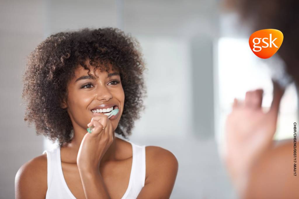Sensodyne Dentes Brancos Novamin Com Logo