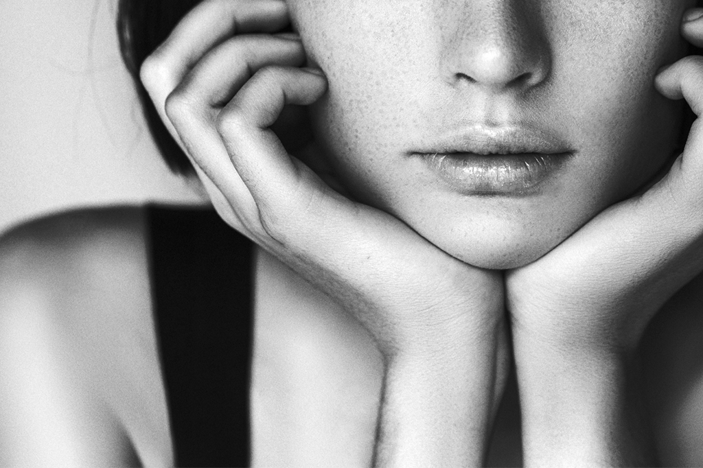 Anúncios com apelo sexual não vendem produtos, diz estudo