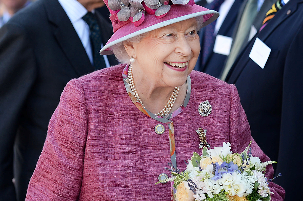 Onde e quando surgiu o termo sangue azul, relacionado à realeza?