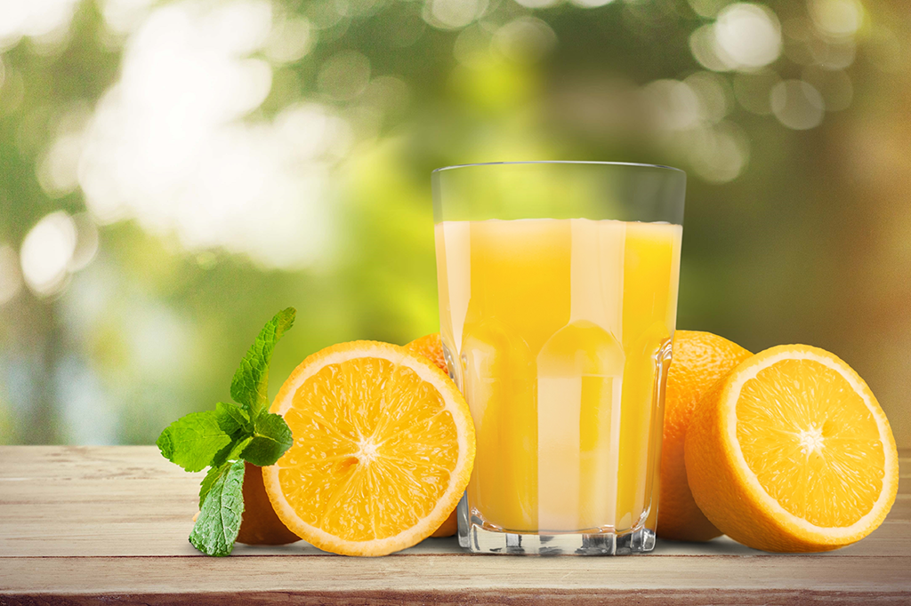 Quer emagrecer? Pode beber suco de laranja