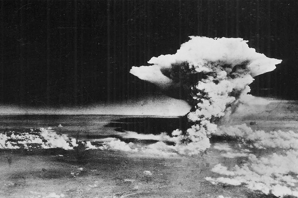 A bomba de Hiroshima foi um assassinato em massa desnecessário