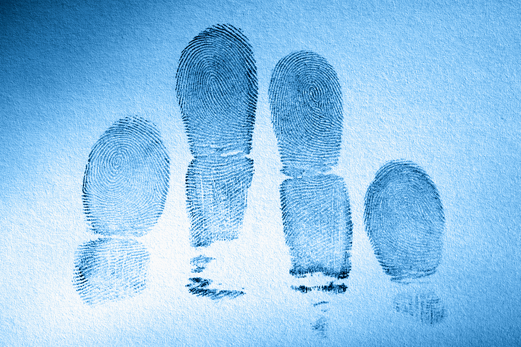 Quem descobriu que as impressões digitais são diferentes?