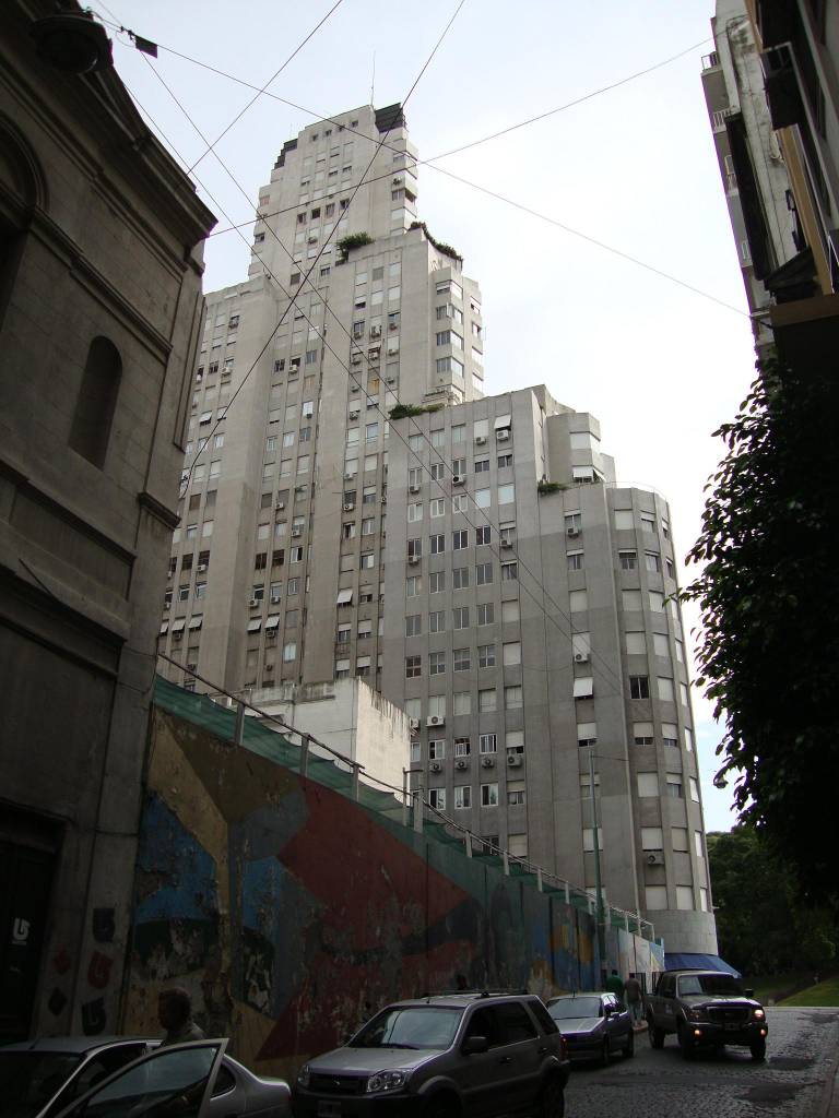 Edificio_Kavanagh_desde_Rojas