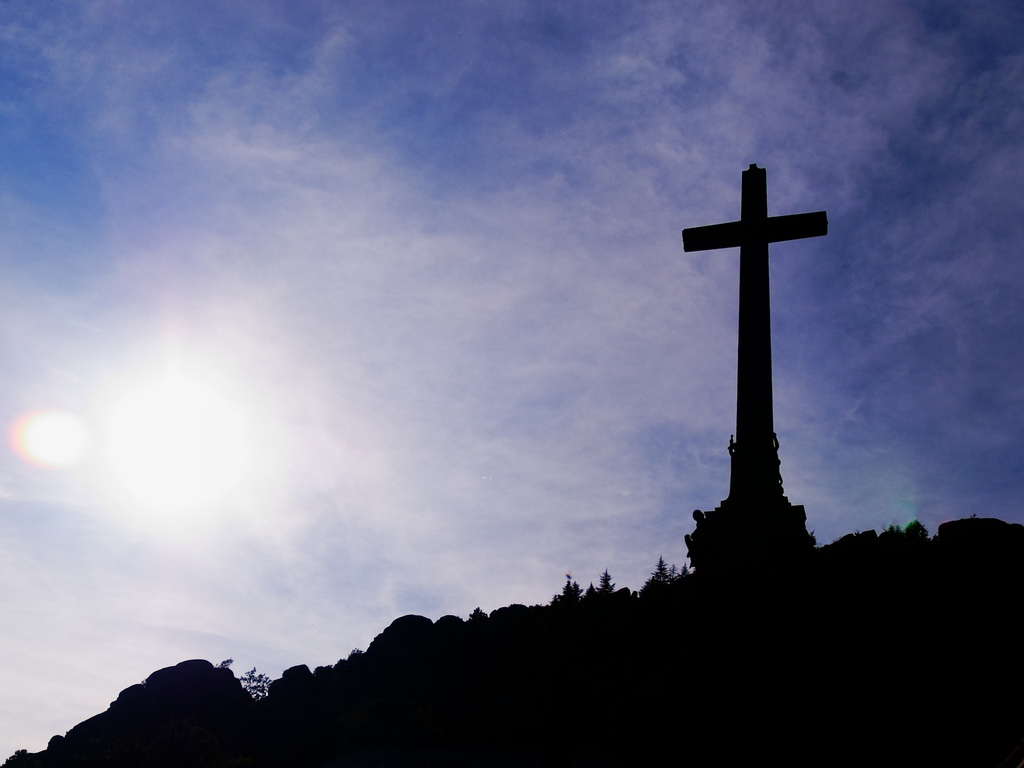 Qual é a origem dos símbolos religiosos?