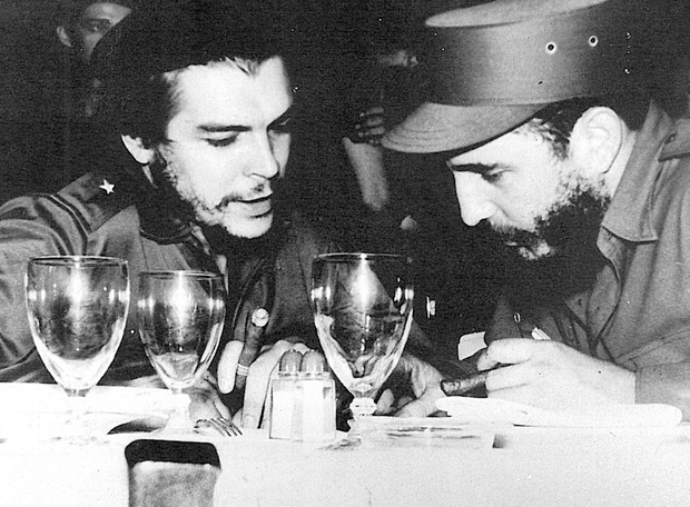 Como Che Guevara e Fidel tomaram o poder em Cuba?