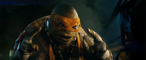 Megan Fox encontra tartarugas ninja bombadas em trailer de novo filme