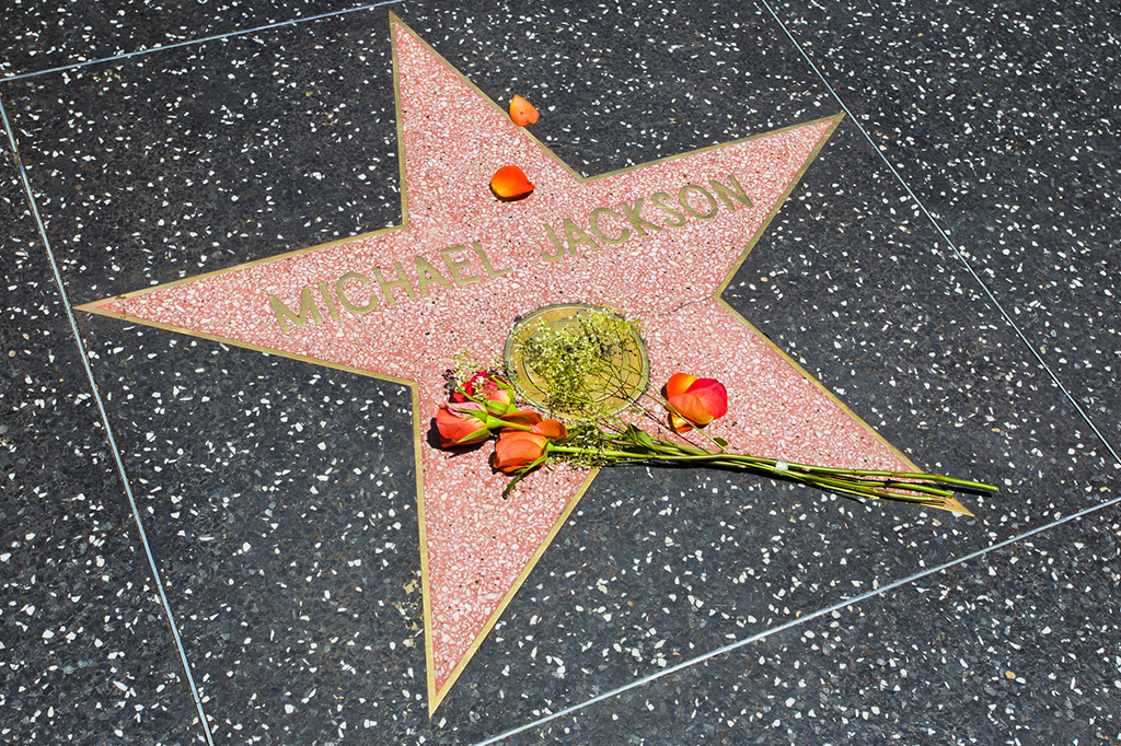 As duas mortes de Michael Jackson