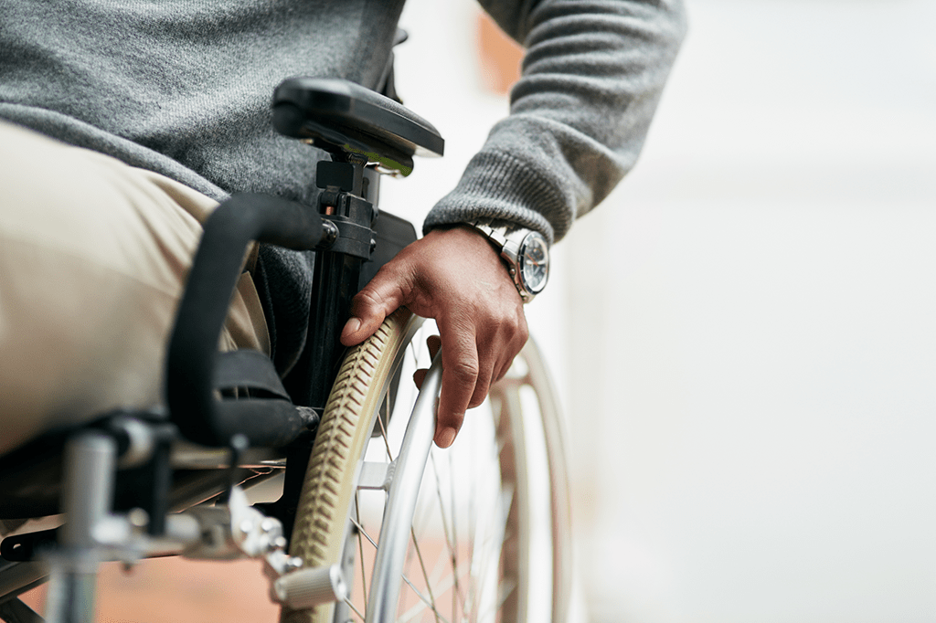 Choque na medula faz paraplégicos andarem novamente