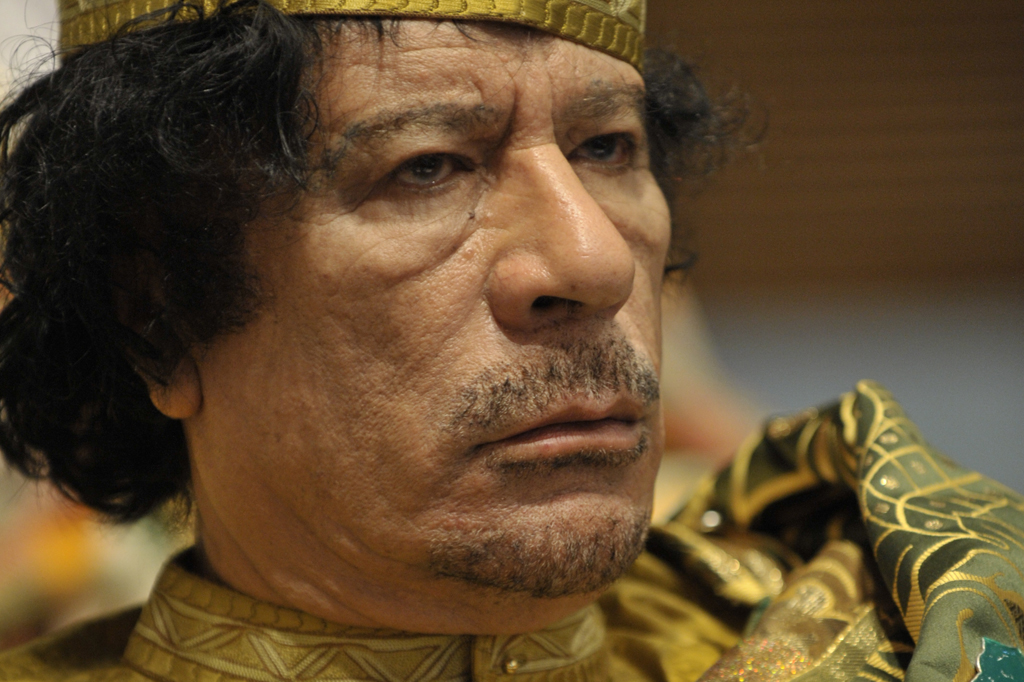Retrato falado: Coronel Kadafi, o monstro do deserto