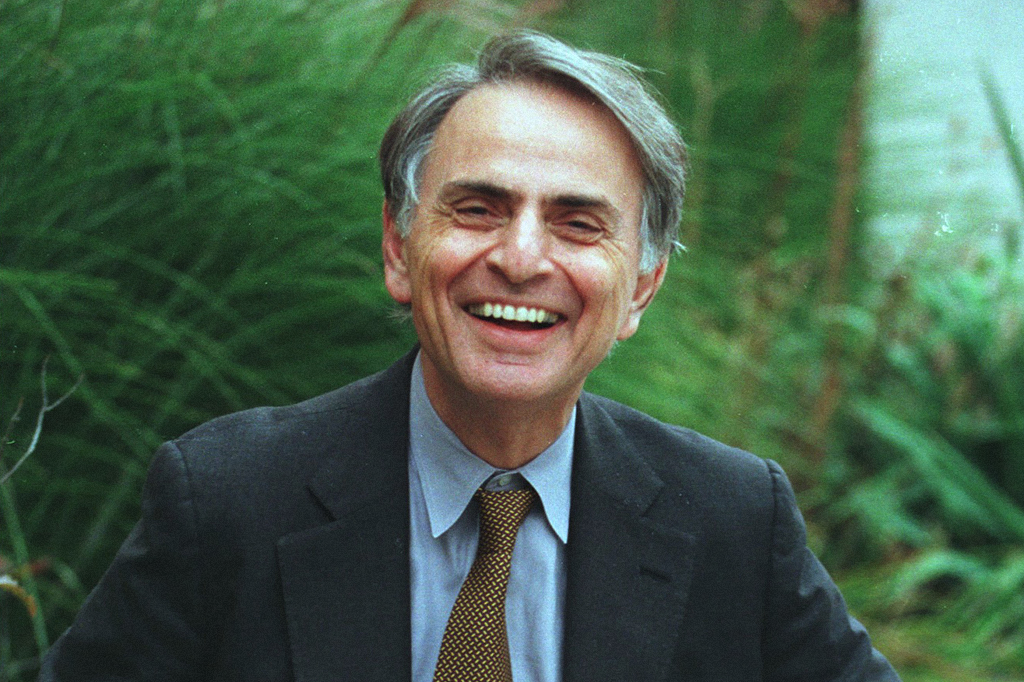 7 frases de Carl Sagan para ver se 2021 vem melhor que 2020
