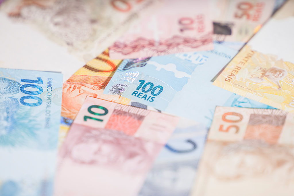 Qual é o salário de um Presidente do Brasil? E os outros benefícios?