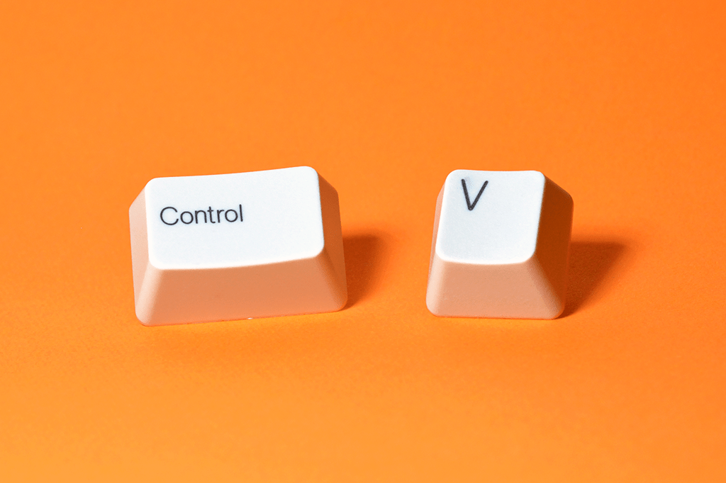 O que significa o “v” do control c + control v (copiar e colar)?