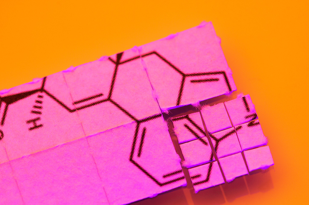 Microdoses de LSD podem aumentar tolerância à dor, diz estudo