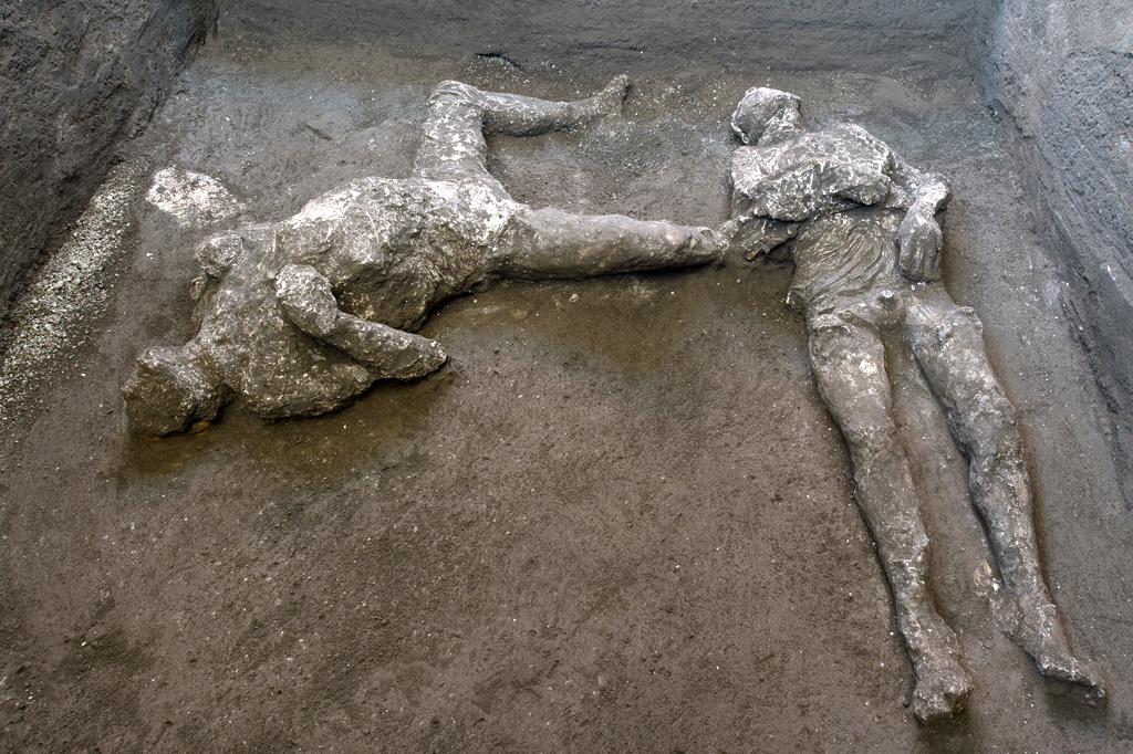 Restos bem preservados de duas vítimas do Vesúvio foram encontrados em Pompeia