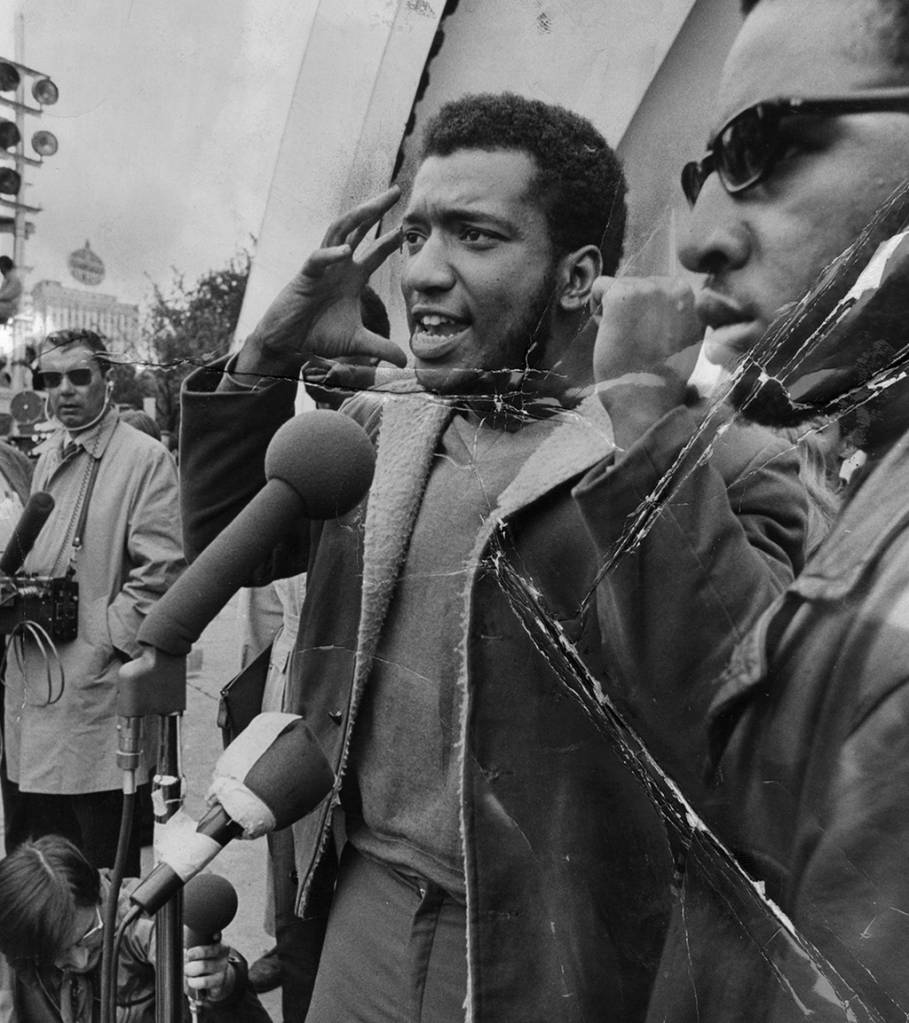 Judas e o Messias Negro – a história real por trás do filme Foto de Fred Hampton falando em um comício no Grant Park, em Chicago, em setembro de 1969.