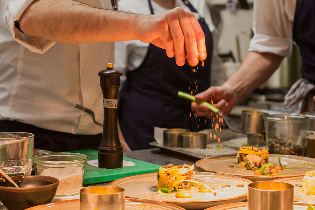 Manual: como temperar sua comida feito um chef