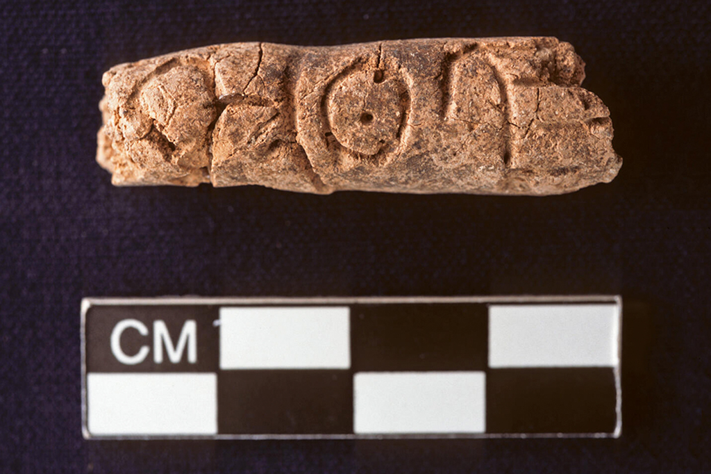 O alfabeto mais antigo do mundo pode ter sido descoberto em cerâmica na Síria