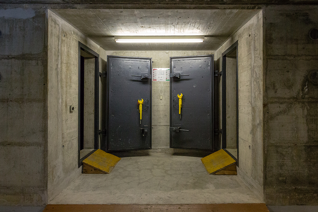 Suíça vai gastar US$ 250 milhões para reformar seus bunkers nucleares