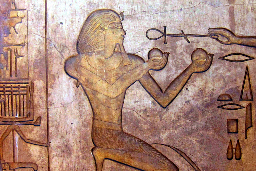 Arqueólogos encontram tumba do Faraó Tutemés II