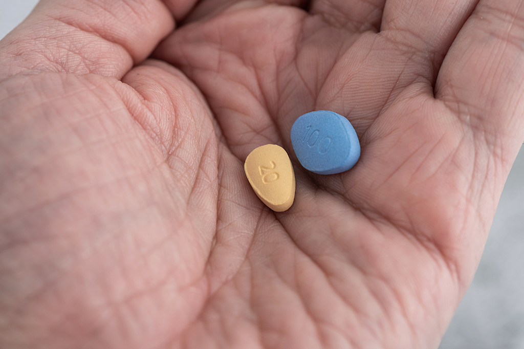 Tadalafila: os riscos do remédio para ereção que virou até pré-treino de academia