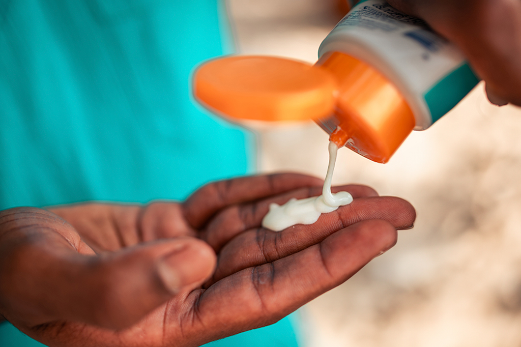 Entenda a crise dos protetores solares da Austrália