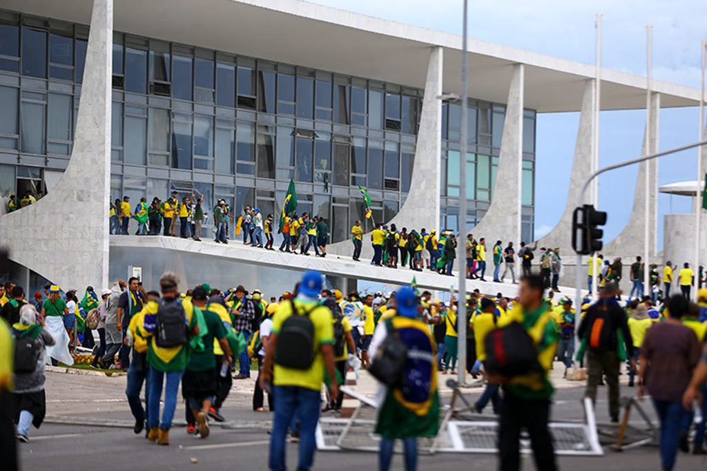 “Vacina” contra fake news aumenta confiança nas eleições, mostra estudo