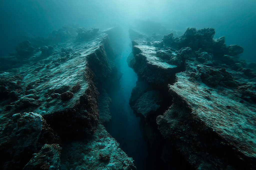 Cientistas registram a ruptura de uma placa tectônica no Oceano Pacífico
